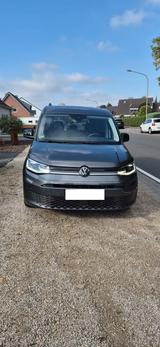Volkswagen Caddy Style 1,5TSI DSG  LED Tüv Neu