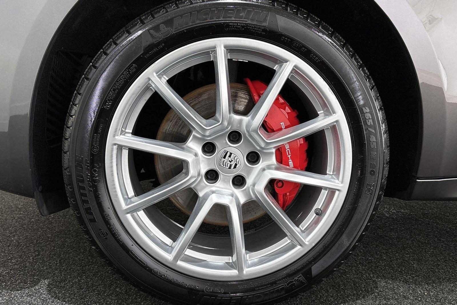PORSCHE MACAN 3.6 TURBO 400 ch