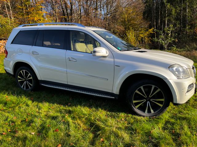 Mercedes-Benz GL 500 4MATIC Grand Edition Grand Edition AMG