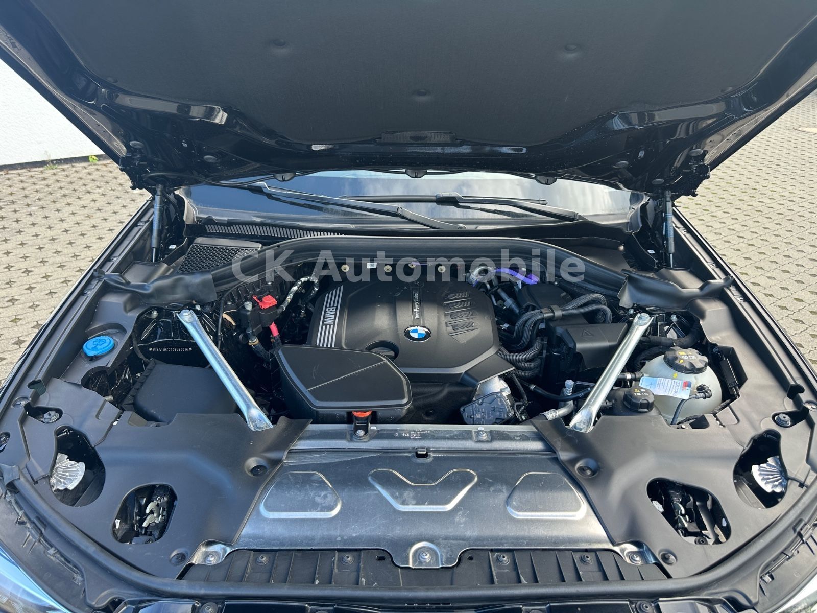 Fahrzeugabbildung BMW X3 xDrive 20 d M Sport/Live Cockpit/Kamera/LED