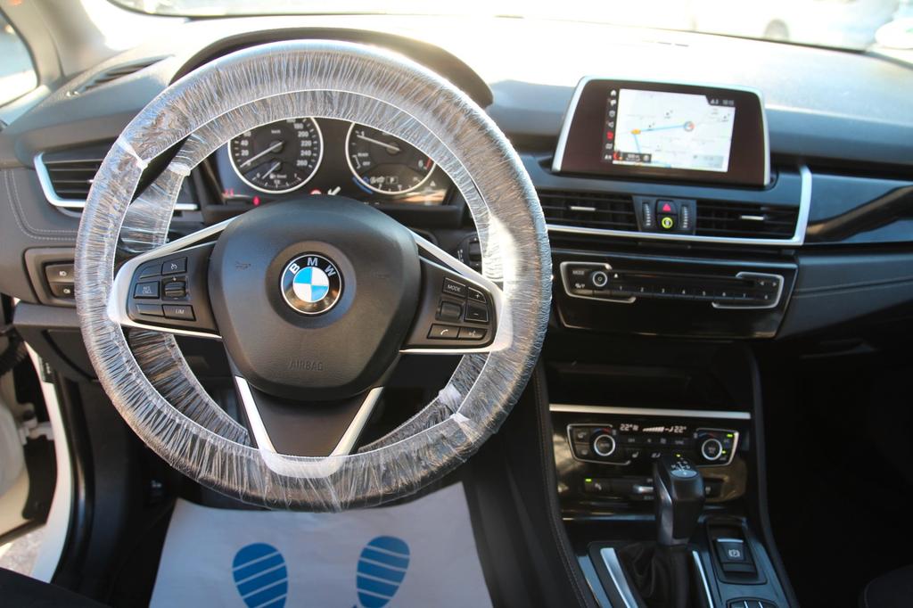 BMW 220