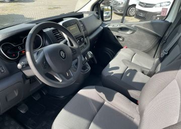 Renault Trafic - 8