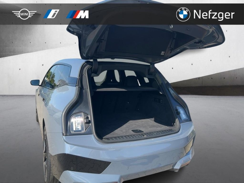 BMW iX 40 xDrive Sportpaket *AKTIONSBONUS ACC 4 Zone