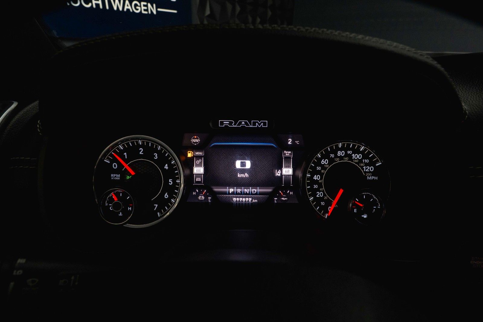 Fahrzeugabbildung Dodge RAM 5.7 V8 HEMI 4x4 OFFROAD LONGBED AXLE LOCK RC