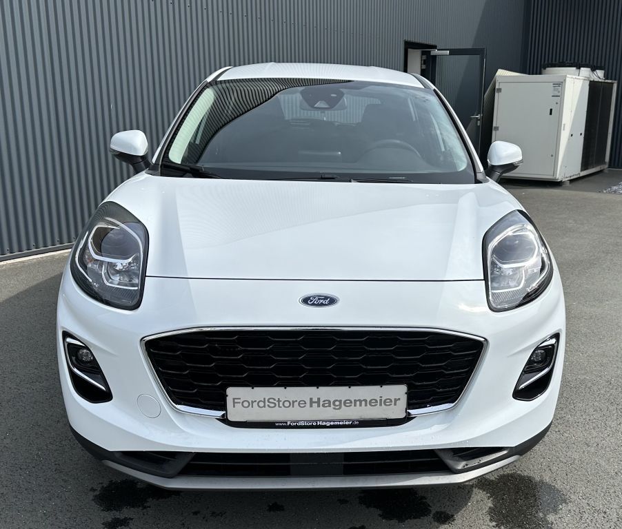 Fahrzeugabbildung Ford Puma Titanium Hybrid