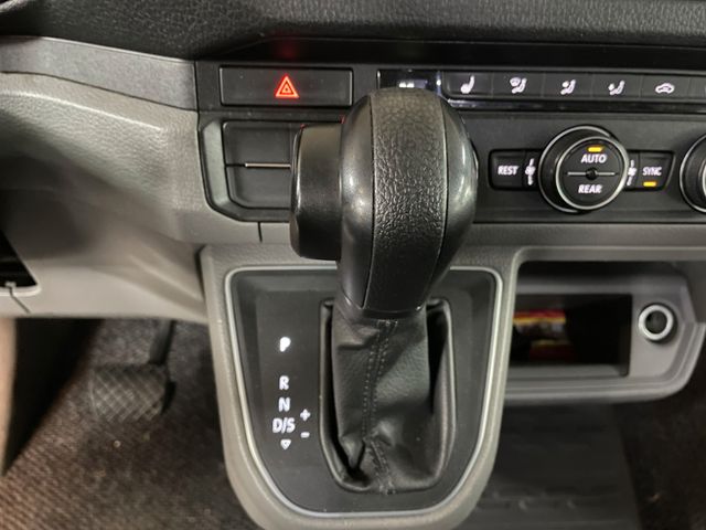 Crafter 9-Sitzer AHK NAVI ACC LED