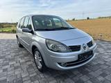 Renault Scenic II Exception 2009 7 Sitze - Renault Scenic Exception mit Diesel-Antrieb