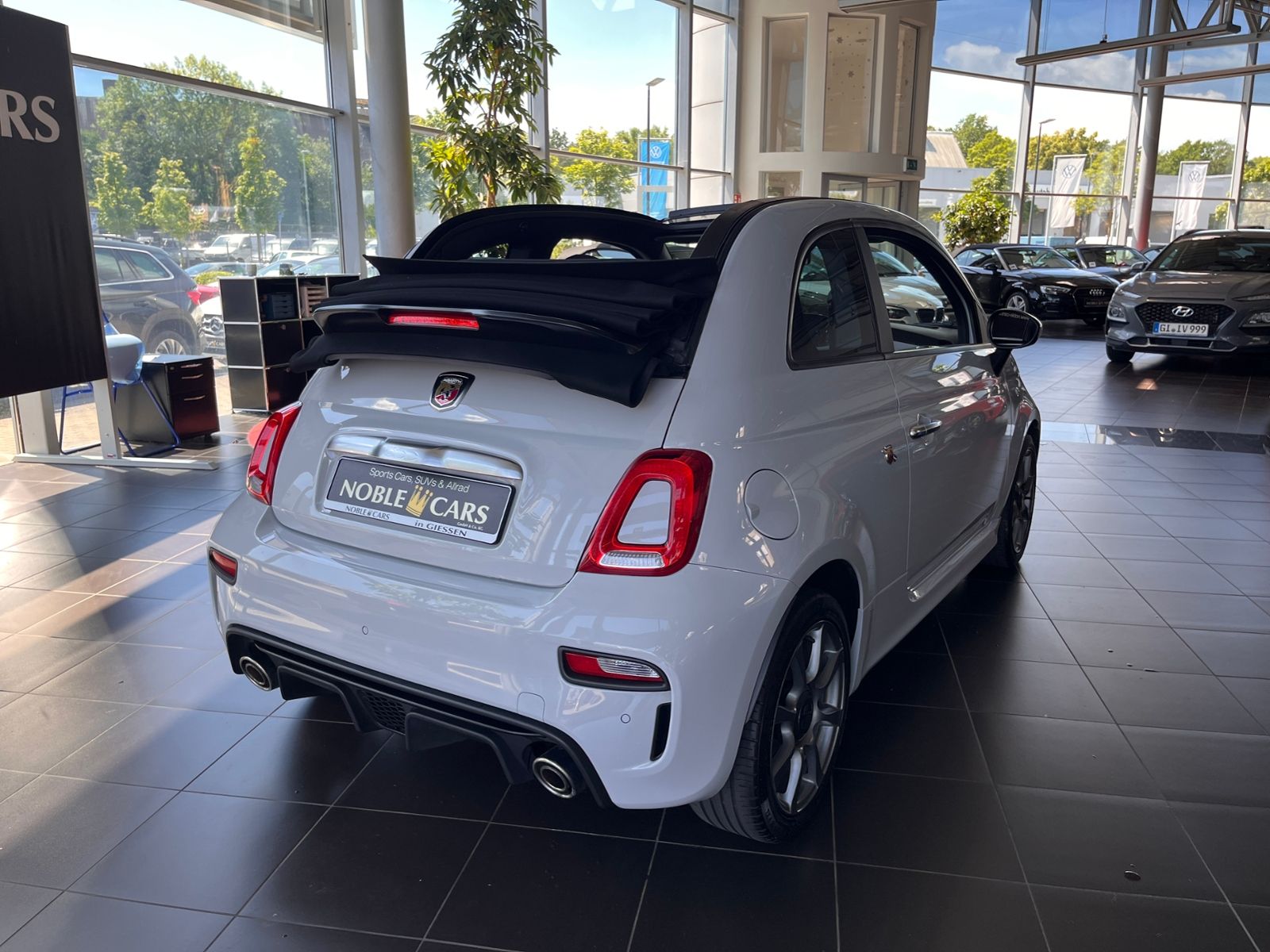 Fahrzeugabbildung Abarth 595C  1.4 T-Jet NAVI ALU
