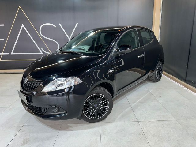 Altele Lancia Ypsilon 1.0 firefly hybrid Gold