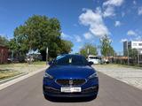 Seat Leon Sportstourer Xcellence e-Hybrid - Seat Leon: Blau