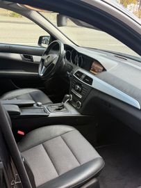 Mercedes C 220 - 9
