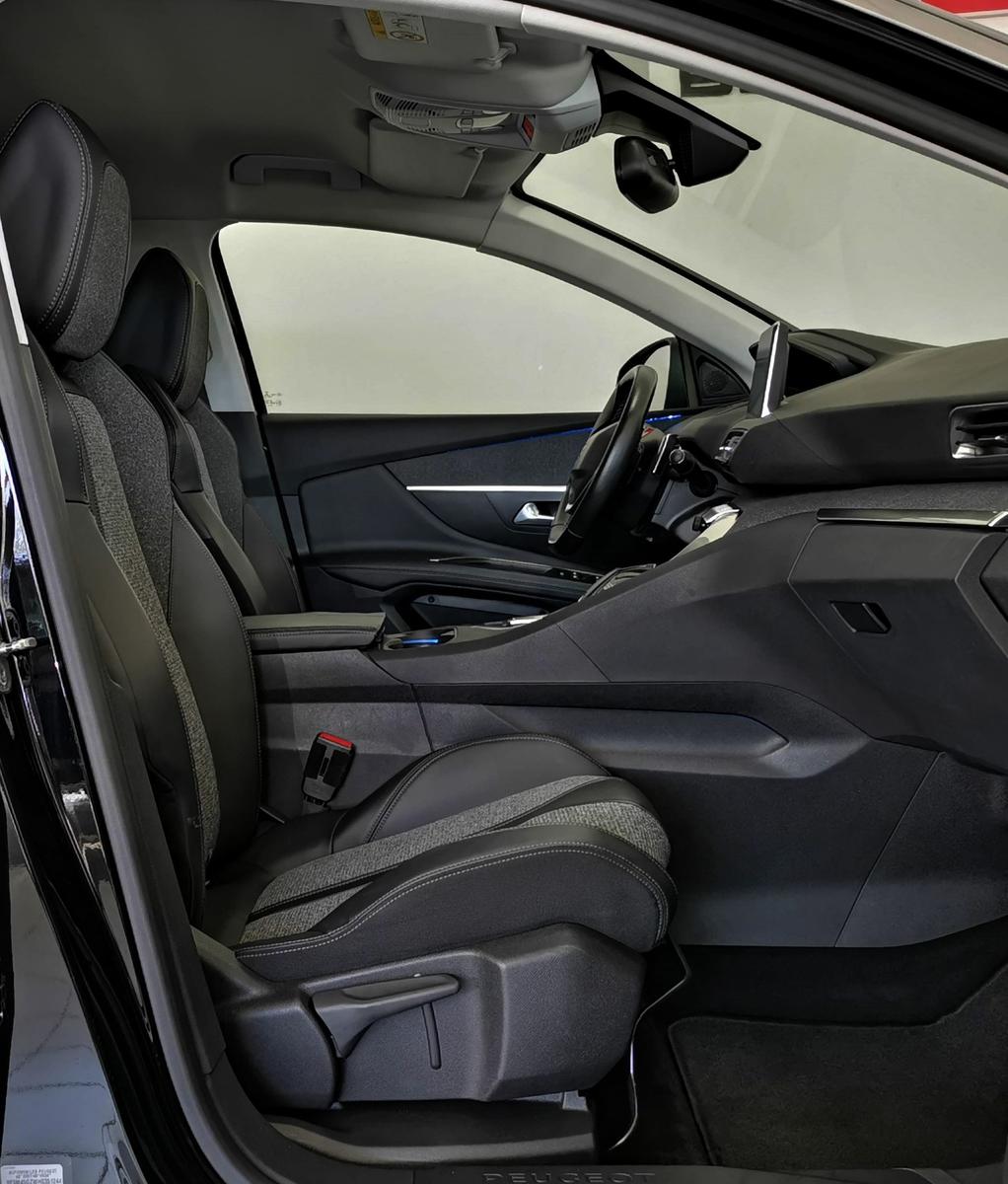 Peugeot 3008 Allure Aut.*Virtual*360°Ka*CarPlay*Navi*SHZ