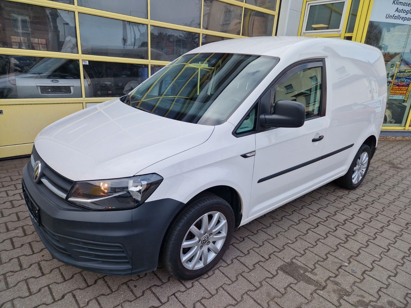 VW Caddy