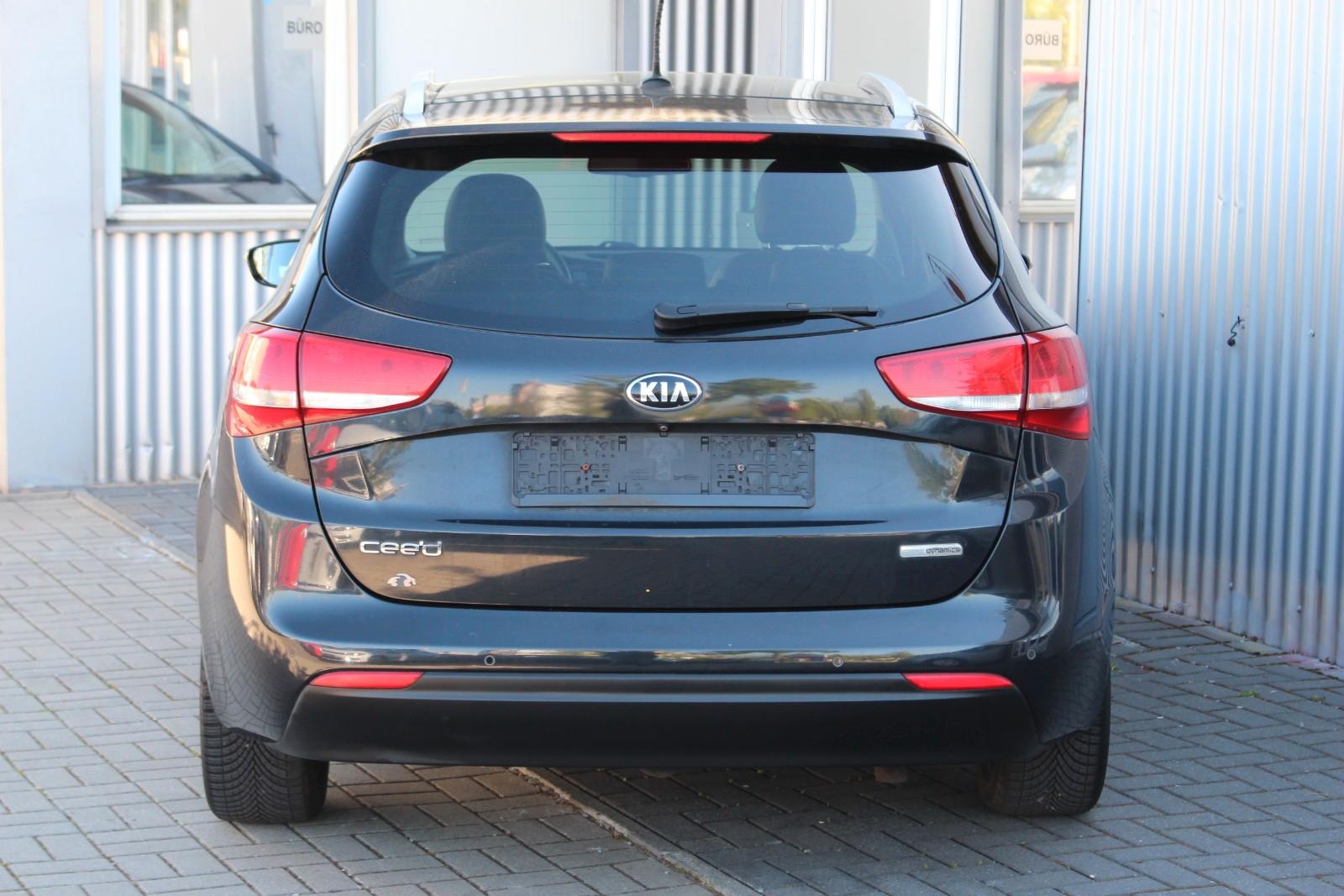 Kia Ceed Sportswagon Platinum Edition Auto.+Navi+Pan