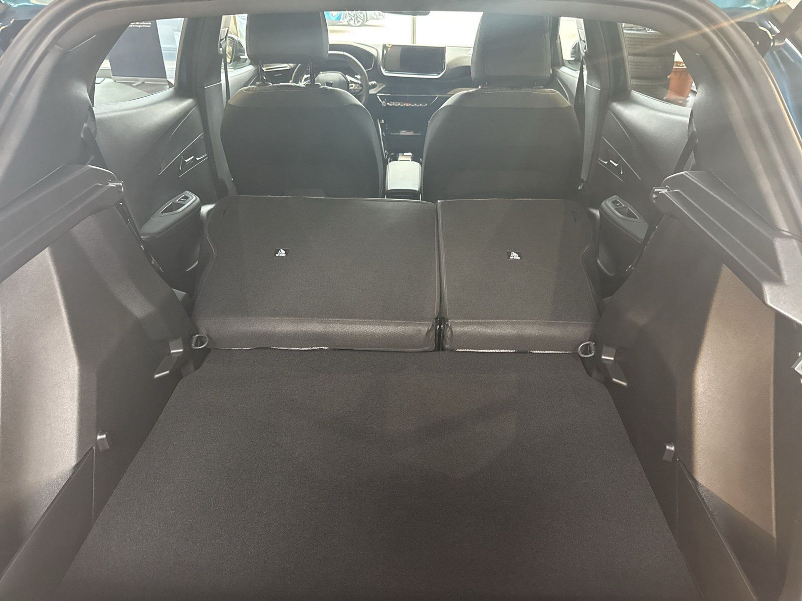 Peugeot 2008 - Bild 8