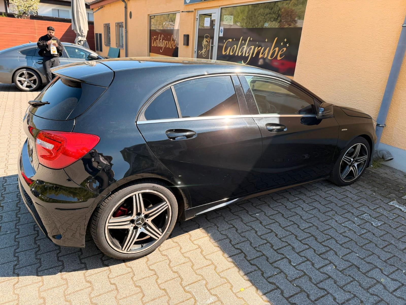 Mercedes-Benz A 250 A A 250 Sport BILDER FOLGEN