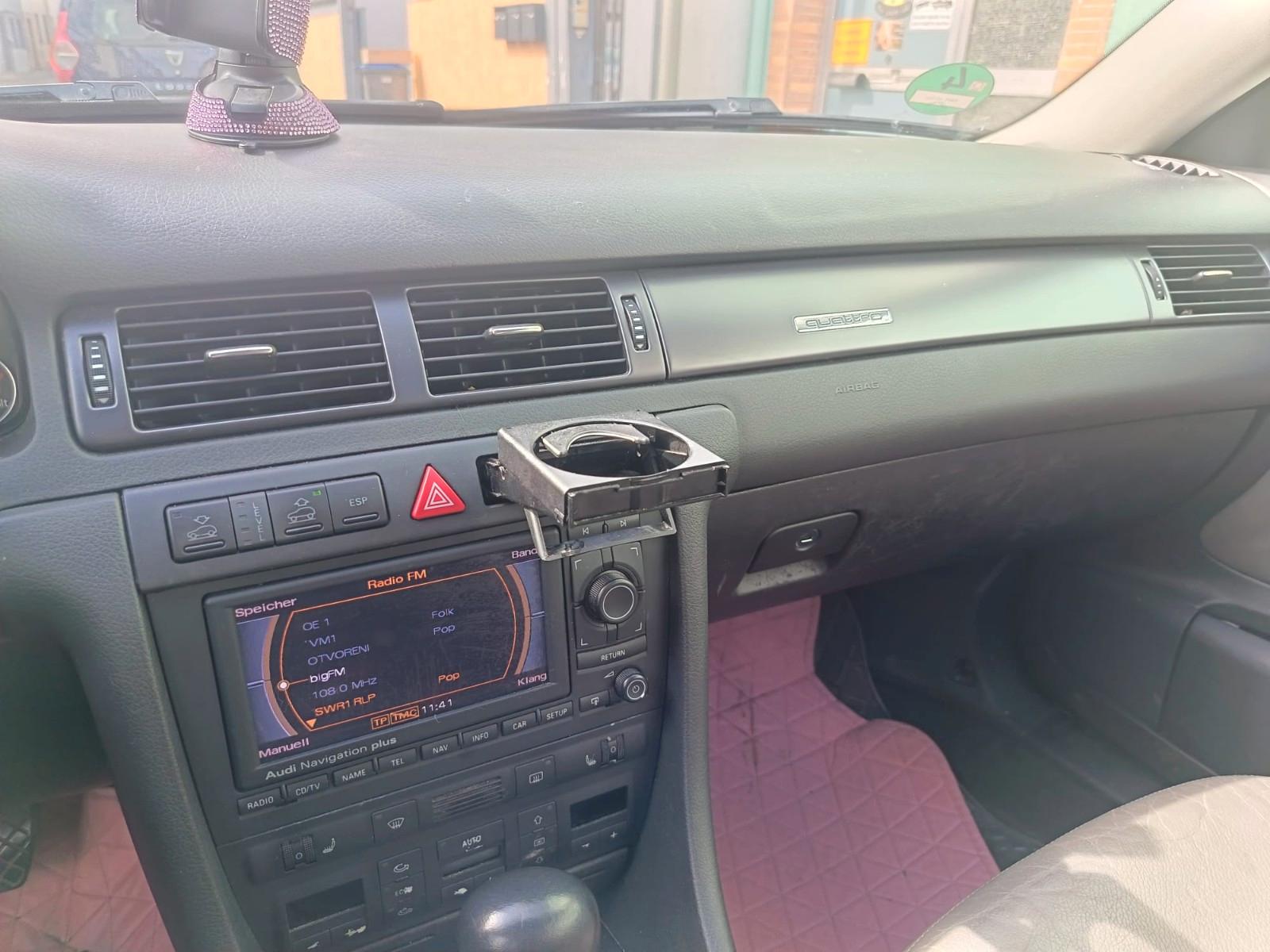 Audi A6 ALLROAD 2004 — photo 10