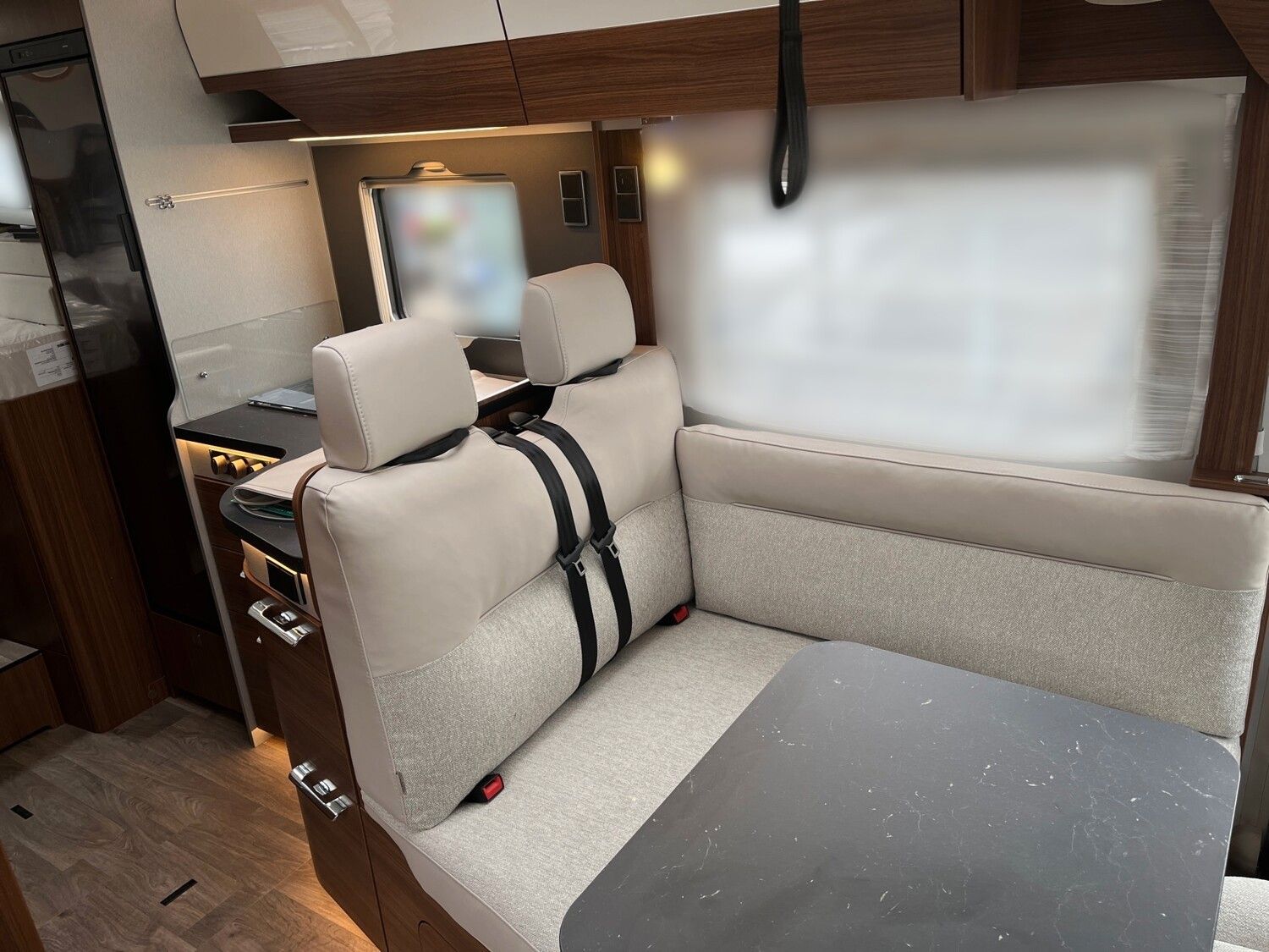 Fahrzeugabbildung HYMER / ERIBA / HYMERCAR Hymer B-MC I 600 Whiteline BMC i 600