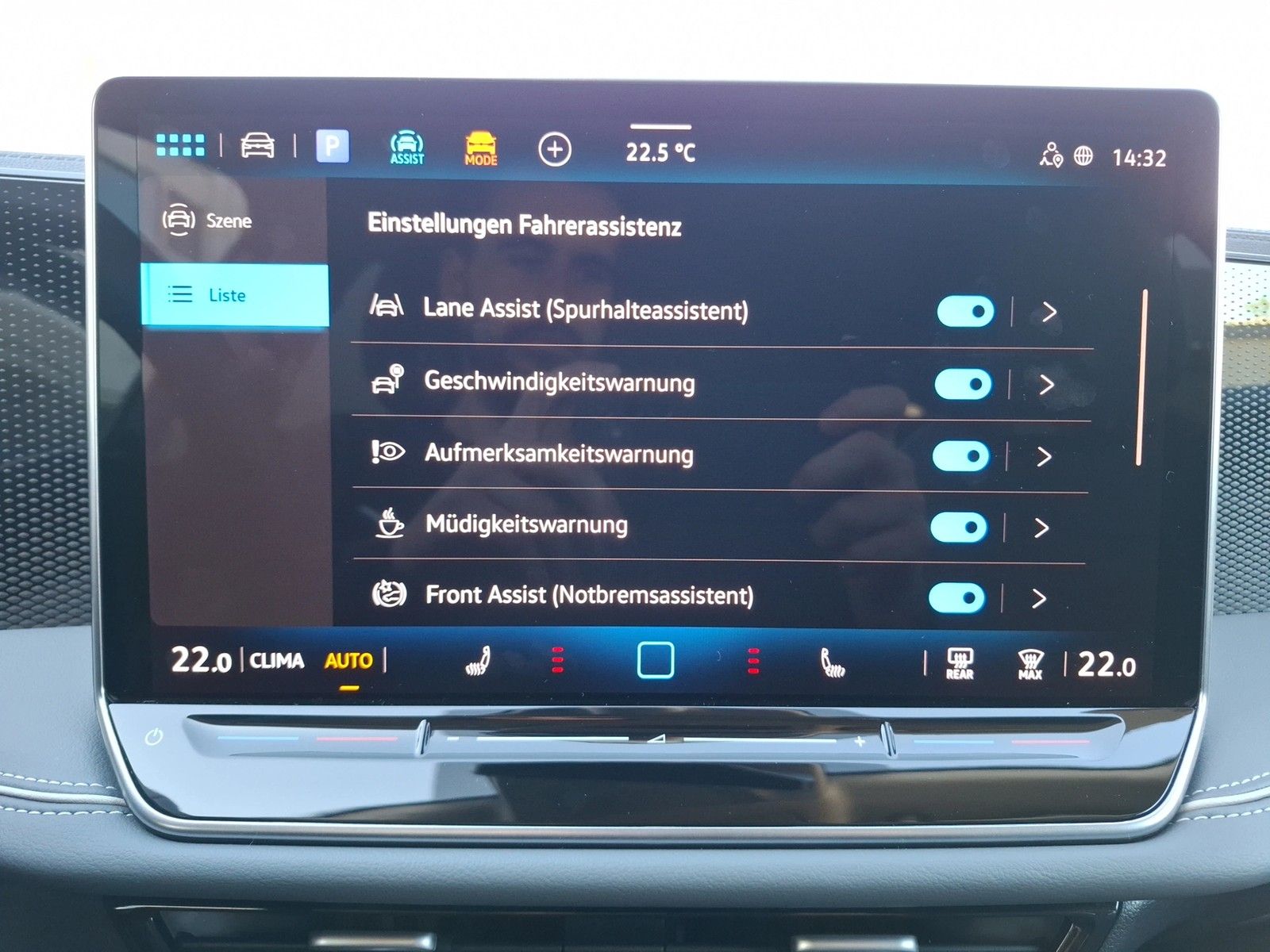 Fahrzeugabbildung Volkswagen Passat Variant eTSI Business DSG LED Navi AID HU