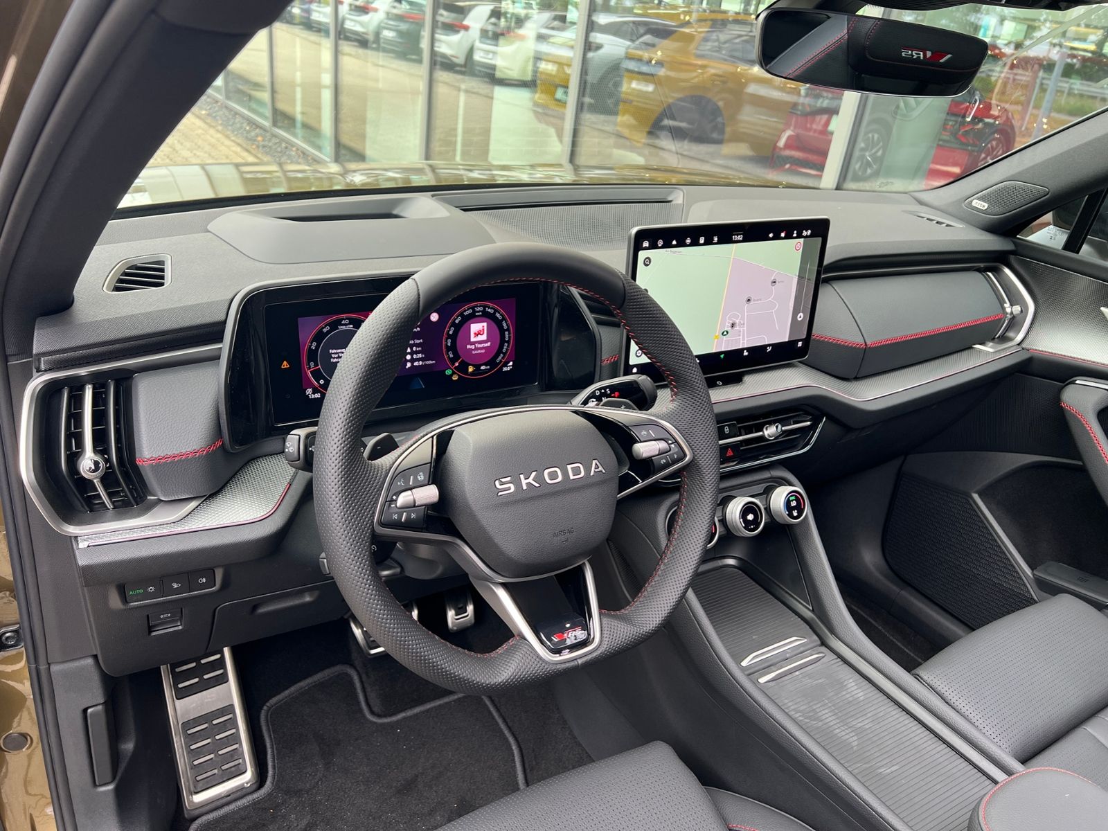 Fahrzeugabbildung SKODA Kodiaq RS 2.0 TSI DSG 4x4 *CANTON, Panorama, Sta