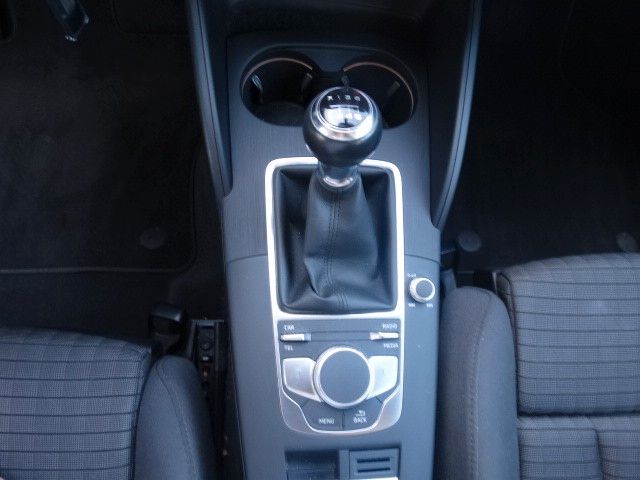 Audi A3 A3 Sportback 30 sport TDI 116PS – Bild 14 von 15