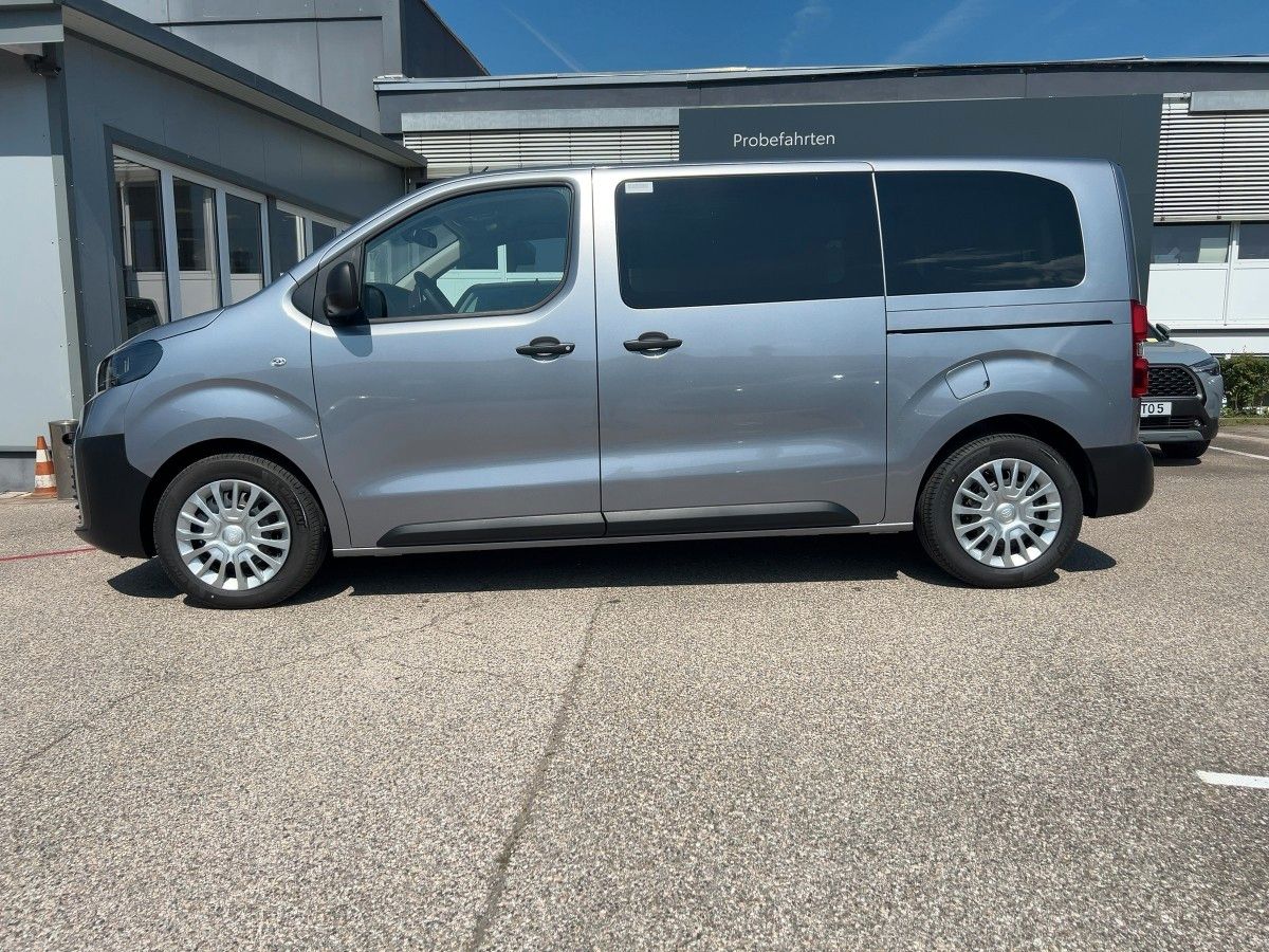 Fahrzeugabbildung Toyota Proace Verso L1 Comfort + Travel Paket M/T