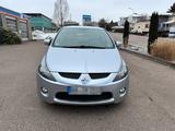 Mitsubishi Grandis 6 Sitze - Mitsubishi Grandis: Kleinbus