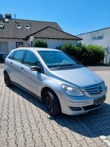 Mercedes-Benz 200 - gebrauchte Mercedes-Benz 200 aus dem Jahr 2006