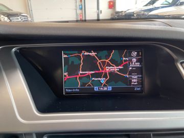 Audi A4 Avant quattro S-LINE*ALCANTARA*NAVI*PDC*MFLK*