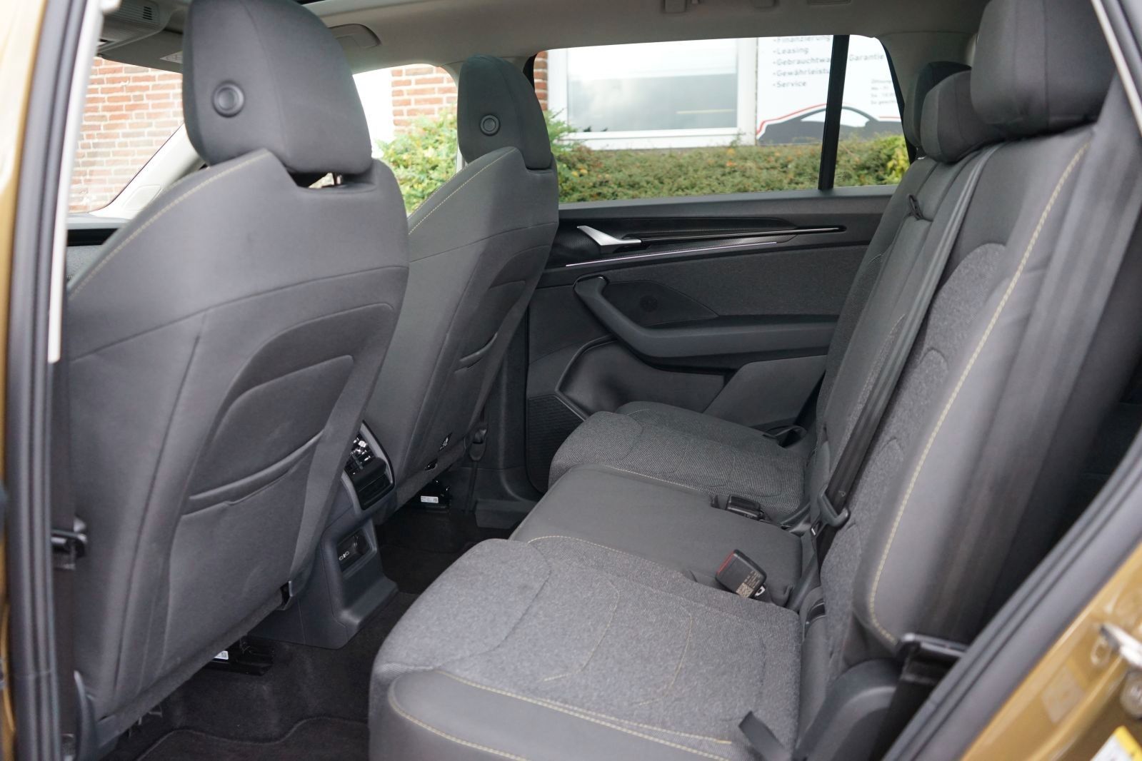 Fahrzeugabbildung SKODA Kodiaq 1.5 TSI Selection 7 Sitzer*Kam*Acc*Pano