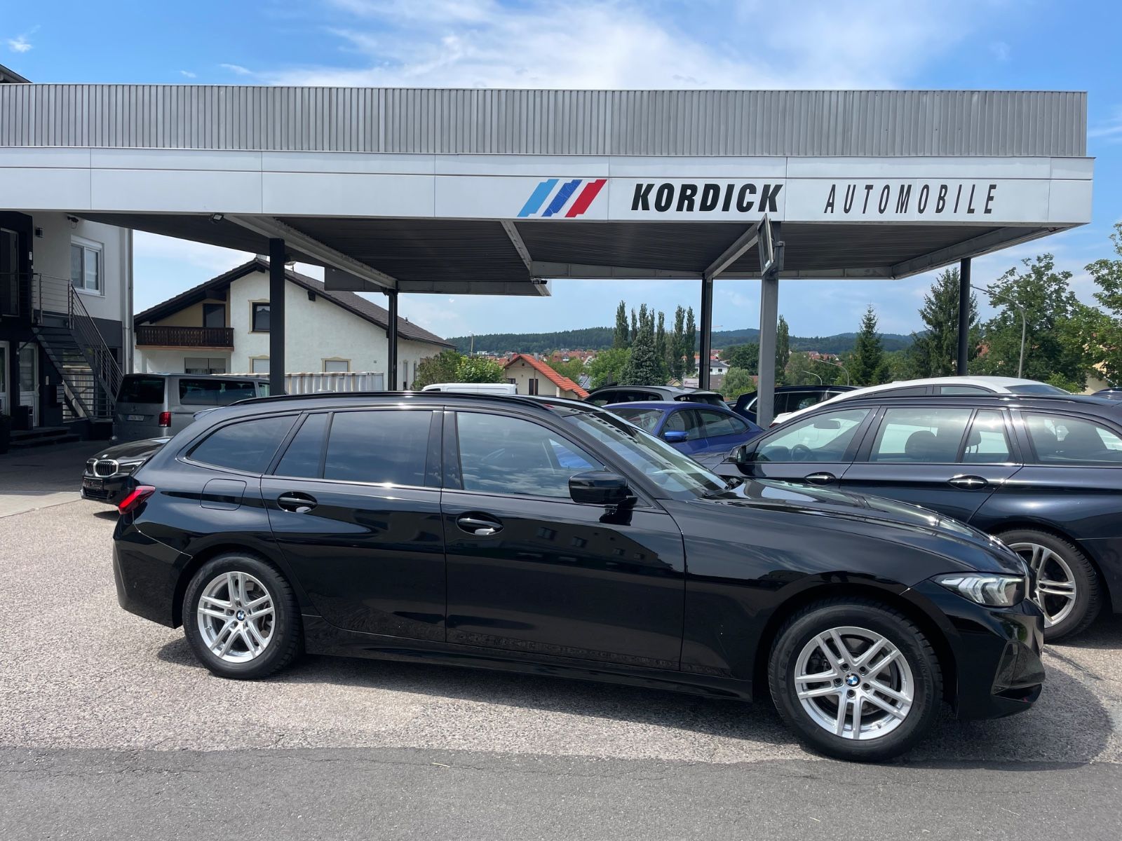 BMW 318iA 2.0 TOURING G21LCI/LC+/LED/CAM/SHZ foto 2