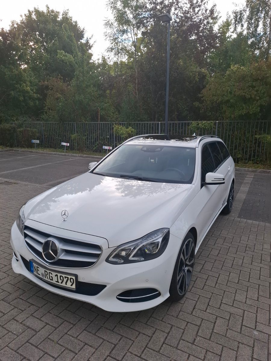 MERCEDES-BENZ E 350 BlueTEC 4MATIC T -