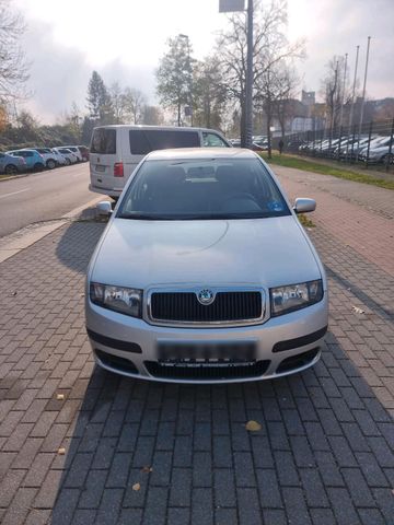 Skoda fabia 1.2 Binzen- erste Hand