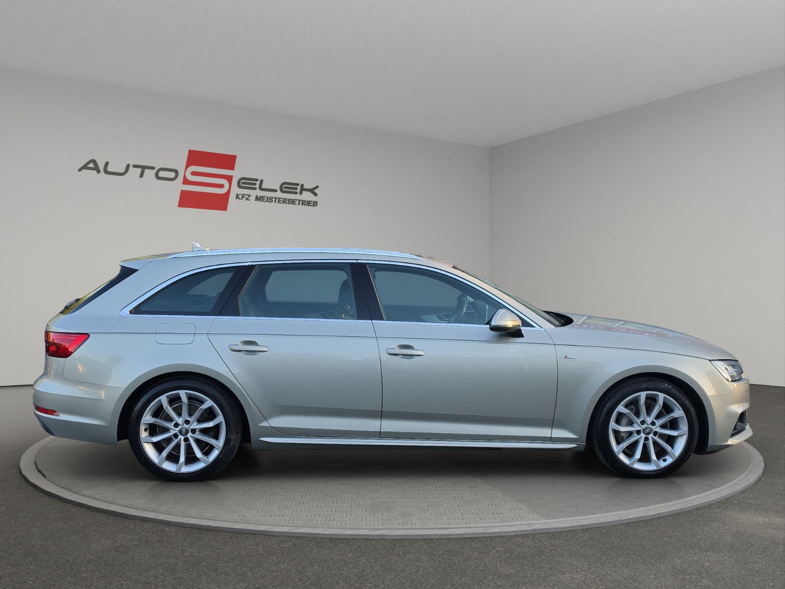 Fahrzeugabbildung Audi A4 AVANT SPORT S-LINE AUTOMATIK AUS 1.HAND