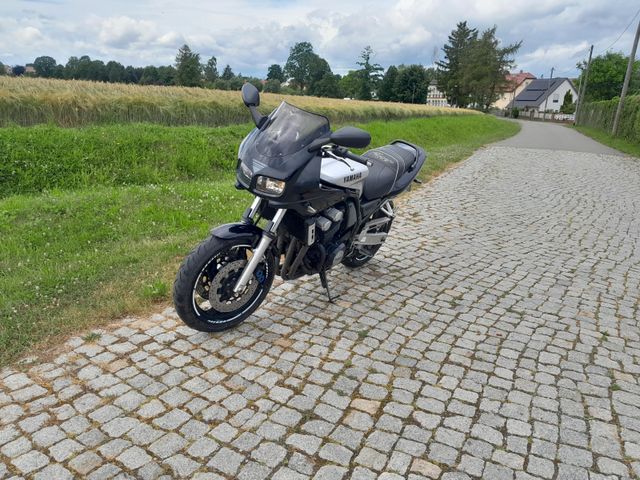 Yamaha Fazer 600 rj02