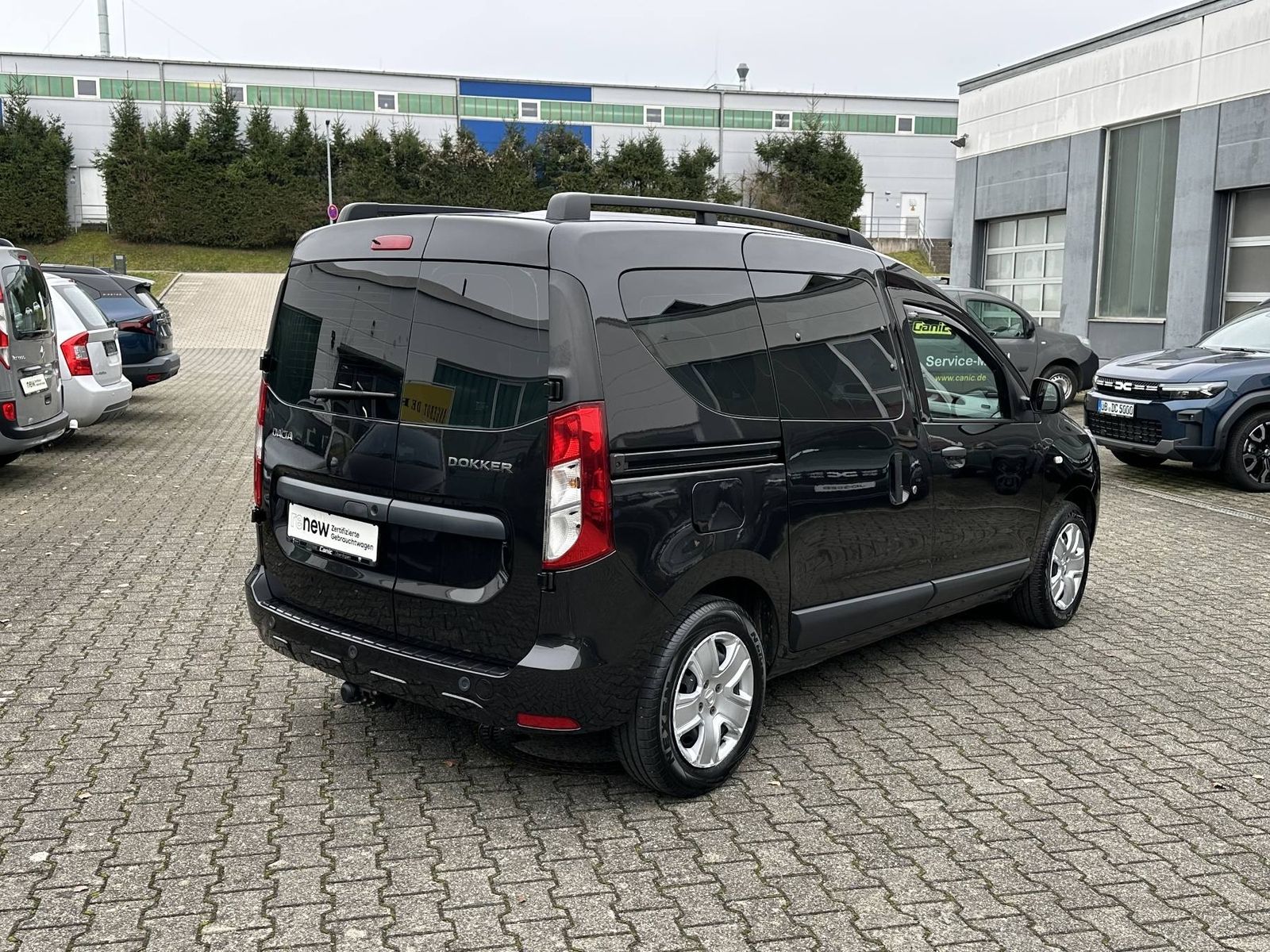 Fahrzeugabbildung Dacia Dokker Comfort SCe 100