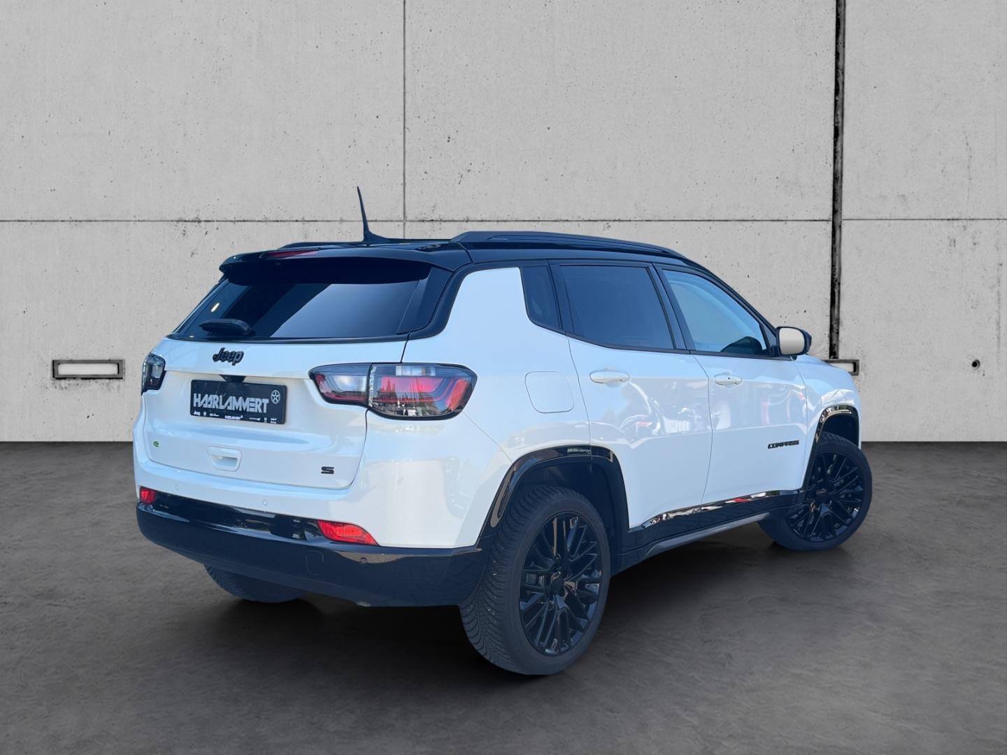 Jeep Compass S ALLWETTER+LEDER+KLIMASITZE+RFK+ACC+CAR