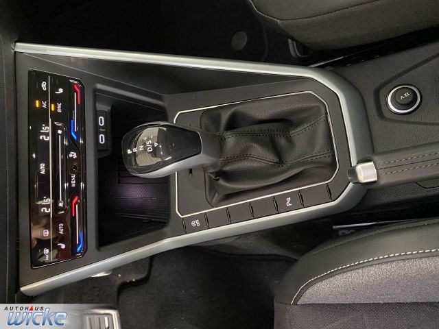 Polo 1.0 TSI DSG Goal NAVI KLIMA REAR VIEW PDC