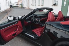 Fahrzeugabbildung Porsche 911 Carrera 4S Cabrio *1. HAND / BOSE / LED*