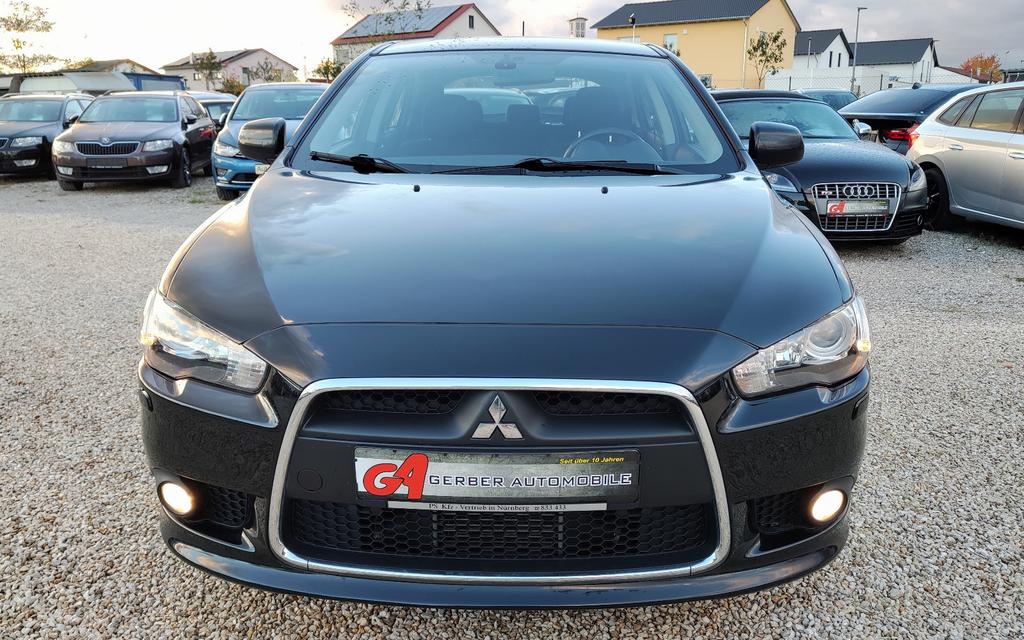 Mitsubishi Lancer
