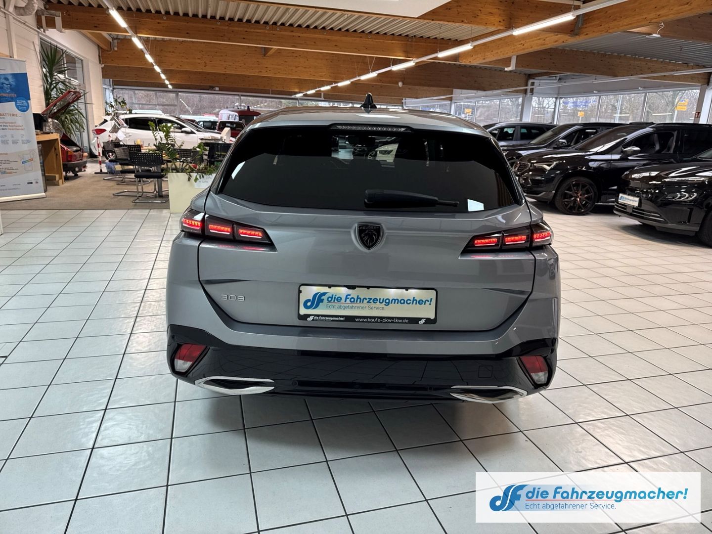 Fahrzeugabbildung Peugeot 308 SW Allure Pack Navi Memory Sitze 360 Kamera