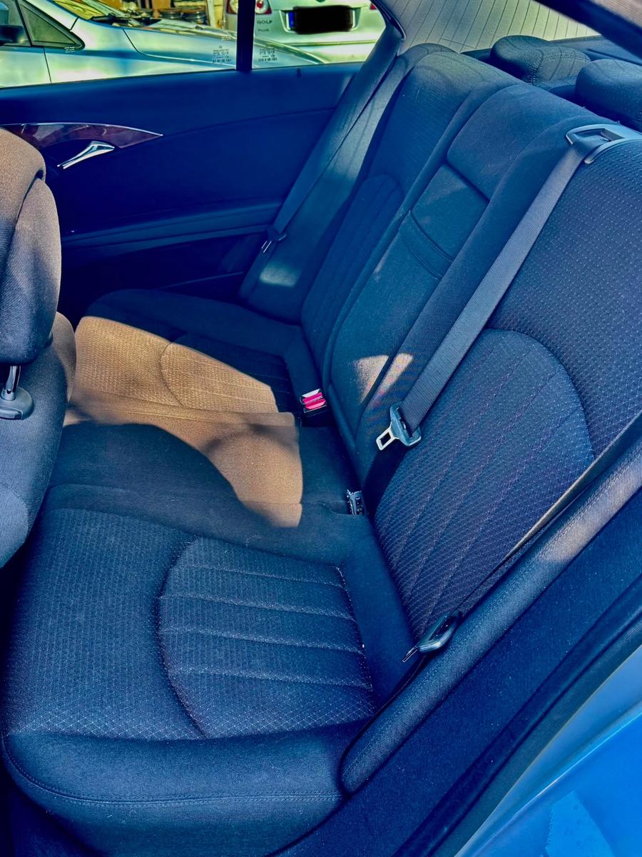 Mercedes-Benz E 220 CDI ELEGANCE 
