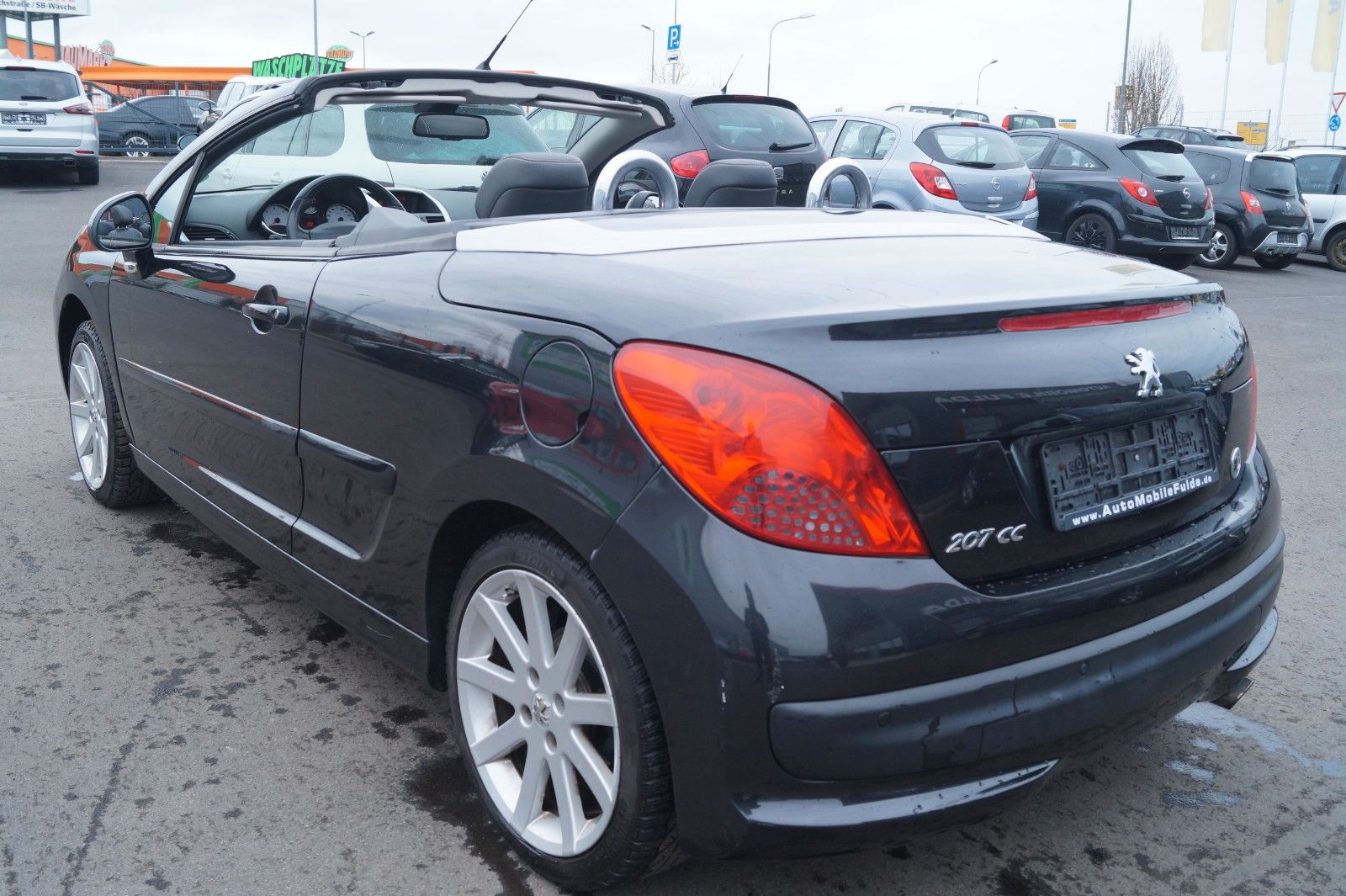 Fahrzeugabbildung Peugeot 207 CC Cabrio-Coupe Roland Garros