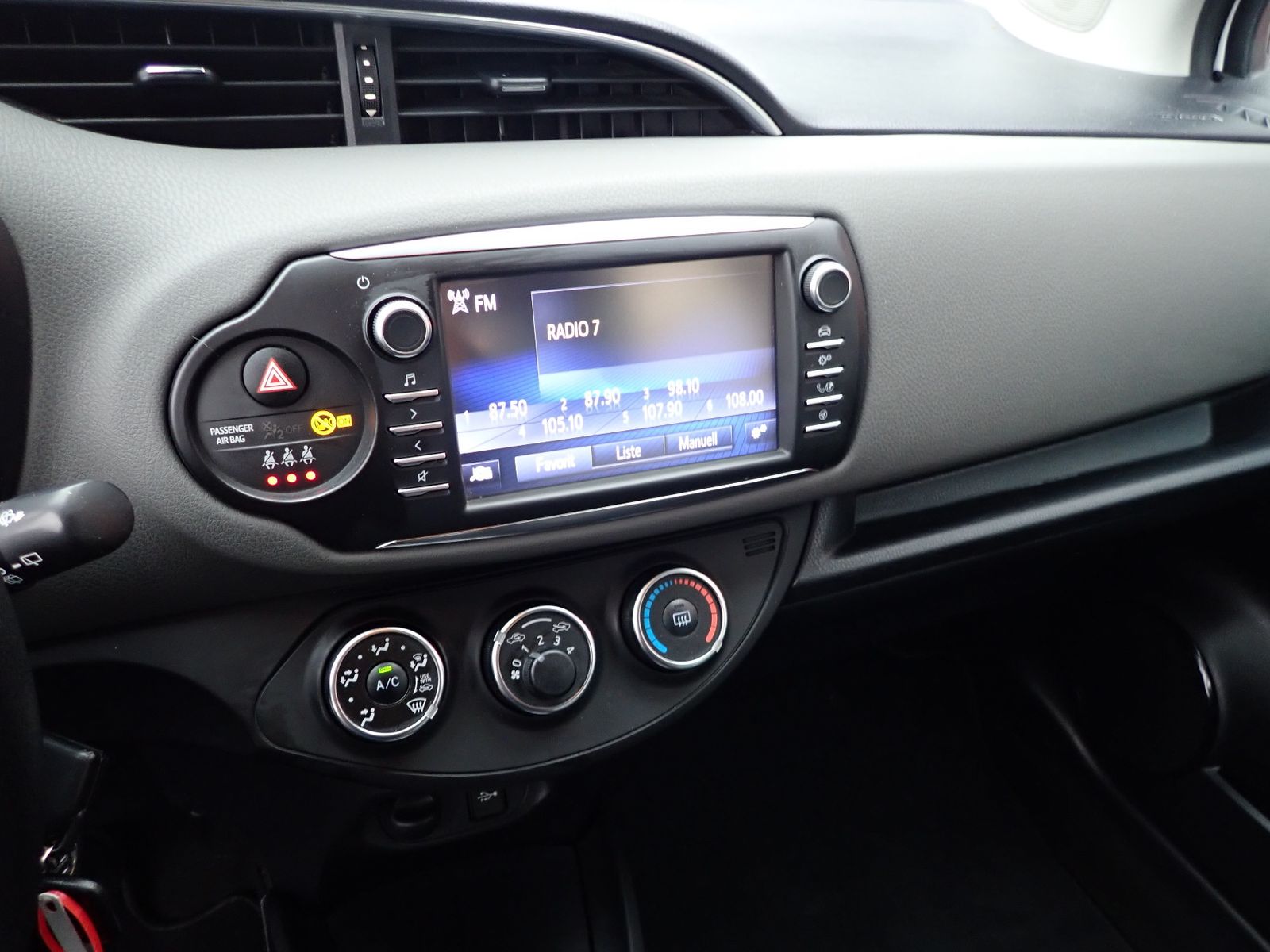 Fahrzeugabbildung Toyota Yaris Comfort