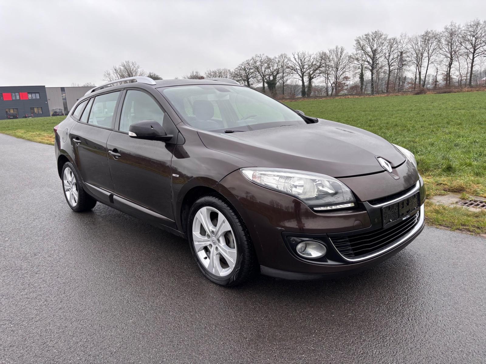 Renault Megane 2012 — photo 7