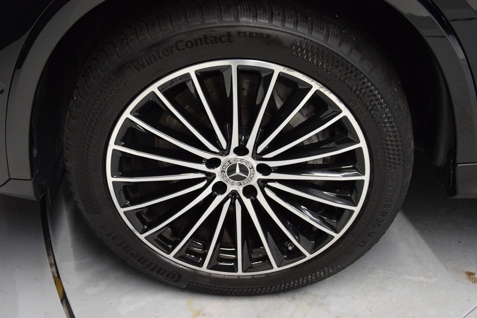 Fahrzeugabbildung Mercedes-Benz GLC 400 e 4Matic AMG Line Pano Distron. AHK 360°