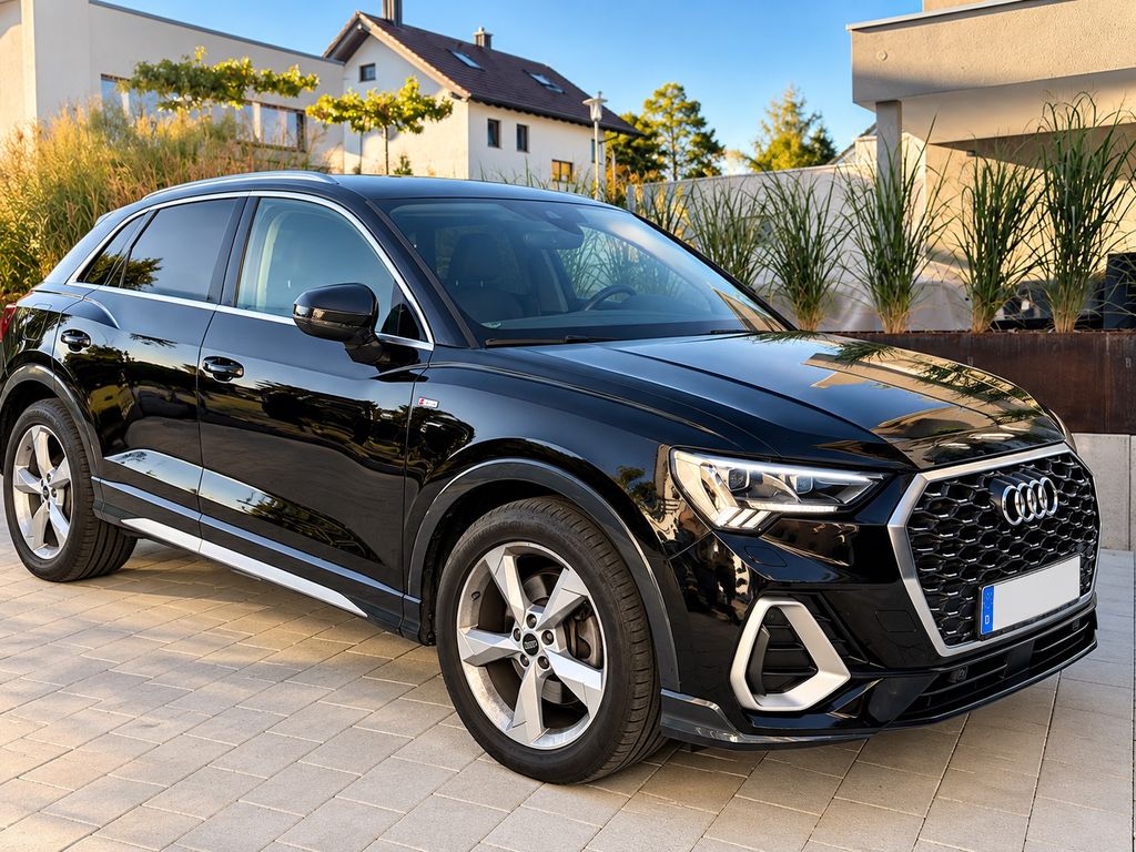 Image of Audi Q3