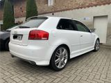 Audi S3 2.0 TFSI - - Audi S3 aus 2007 mit Benzin-Antrieb: Limousine