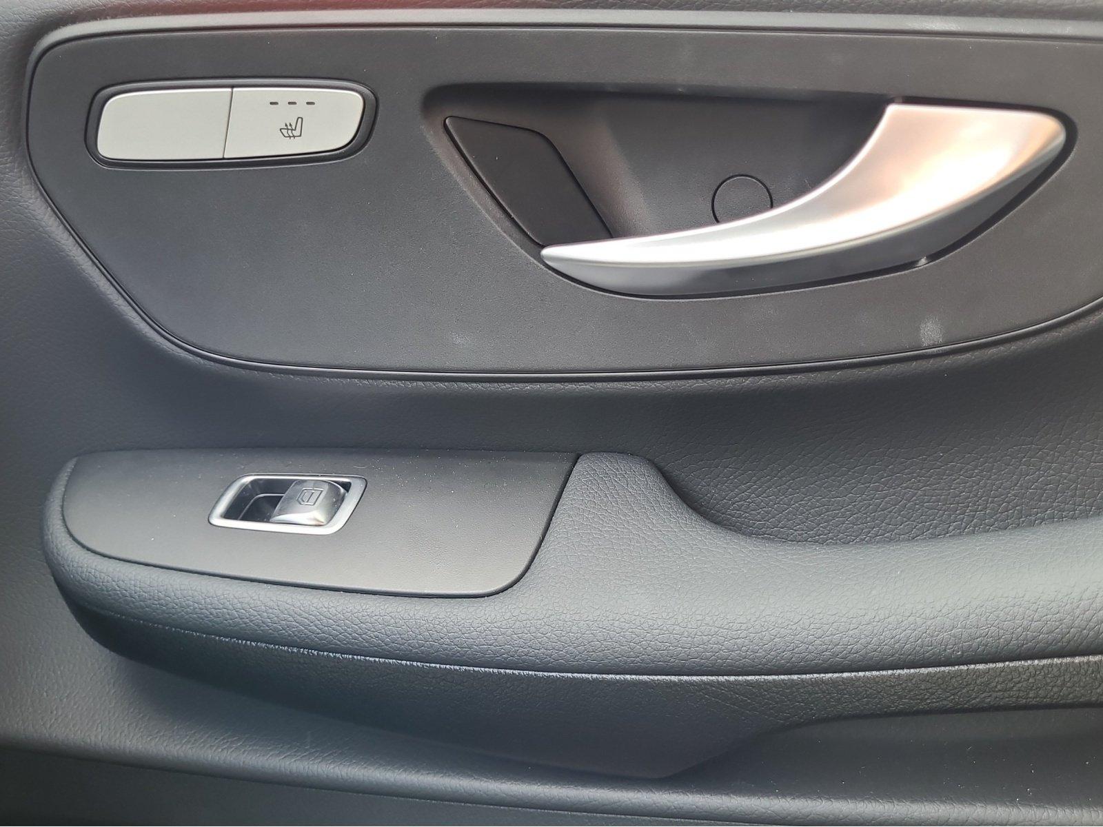 Mercedes-Benz V 250 d Lang AHK LMR MBUX Navi 2 x Klima