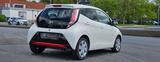 Toyota Aygo Edition Automatik Touch Navi Schaltwippen - Toyota Gebrauchtwagen in Düsseldorf